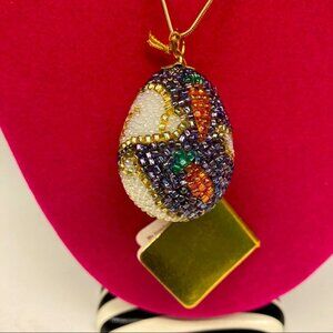 TERRILYN DESIGN Beaded Egg Shaped Necklace with  Gold Toned Chain NWT